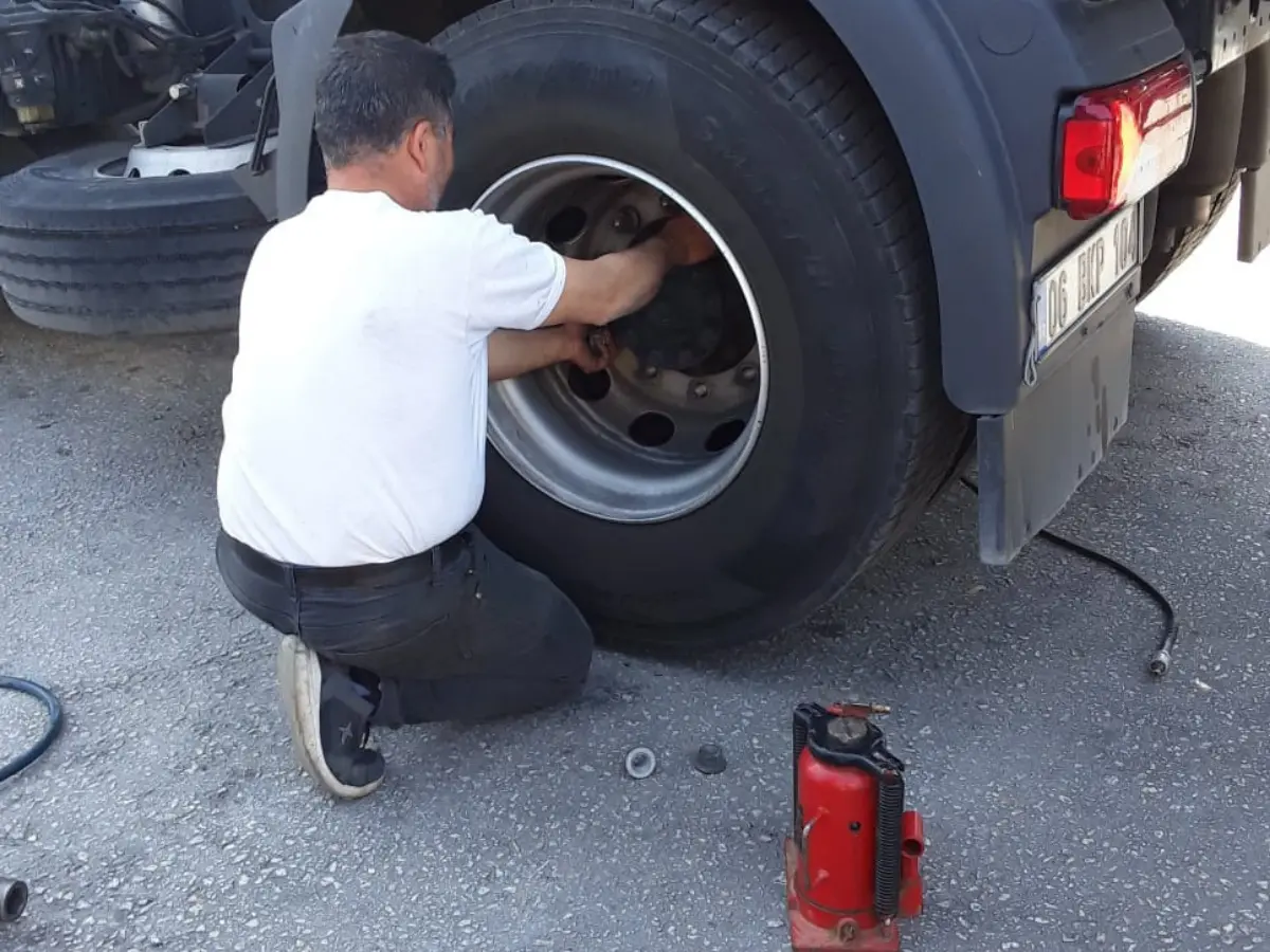 Arsuz Oto Lastikçi